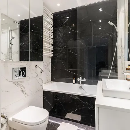 Karolkowa 28 - Prestigious With Balcony By Renters Prestige Lägenhet Warszawa