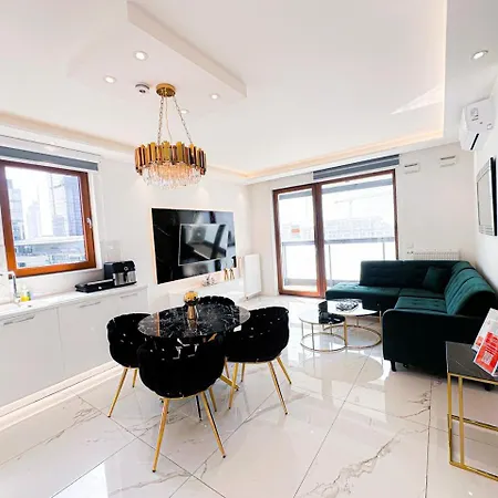 Karolkowa 28 - Prestigious With Balcony By Renters Prestige * Warszawa