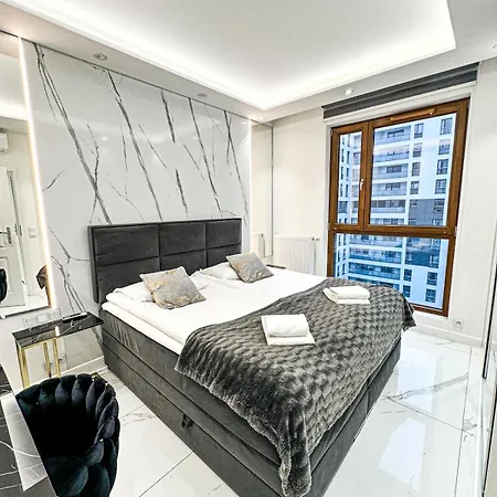 Karolkowa 28 - Prestigious With Balcony By Renters Prestige *