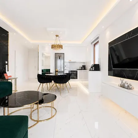 Karolkowa 28 - Prestigious With Balcony By Renters Prestige Διαμέρισμα Βαρσοβία